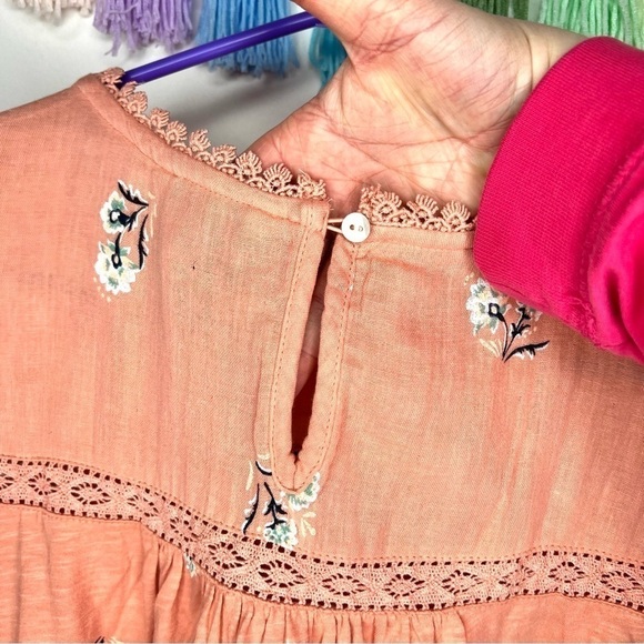 Lucky Brand Pink Crochet Floral Top Pleated Bodice Flutter Sleeve Size Large - Picture 13 of 17